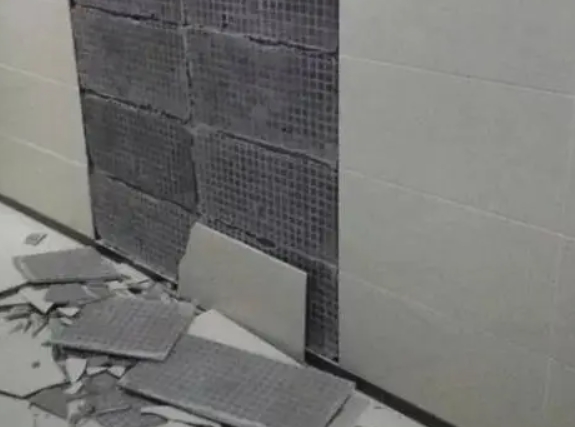 临漳瓷砖空鼓维修公司分享下临漳墙砖松动维修的知识
